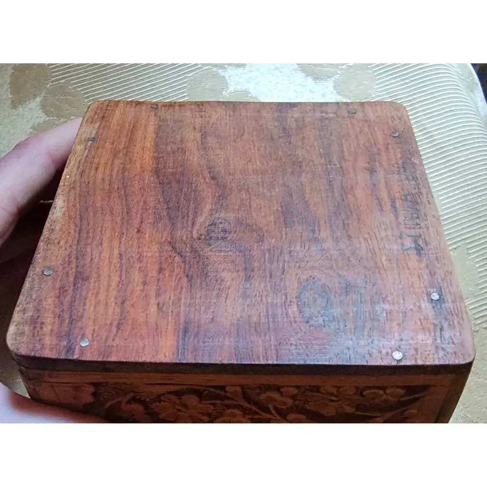 Hand Carved Wooden Trinket Box Jewelry Keepsake Storage Ornate Floral Inlay